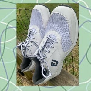 Golf Shoes Like New!